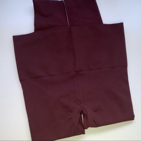 NWOT Spanx By Sara Blakely Burgundy Plum Leggings - Picture 6 of 12